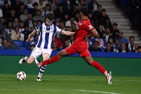 الدوري الأوروبي.. ريال سوسيداد يكتسح ميتييلاند.. وتعادل مثير في بلجيكا